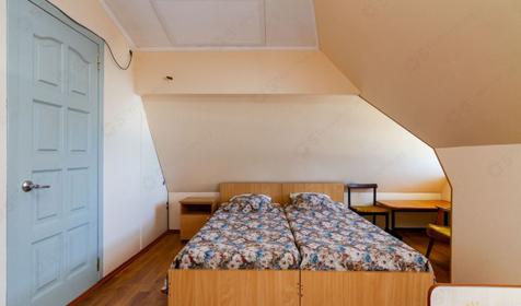 Комната с удобствами трехместная