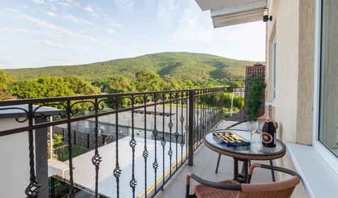 Двухкомнатный люкс с балконом