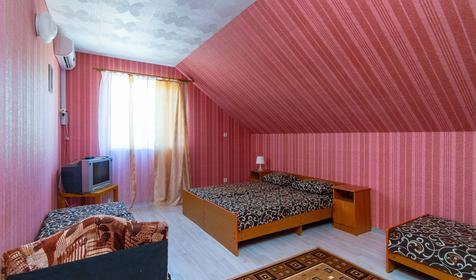 Эконом трехместный. Гостевой дом Альпийская горка, Туапсинский район, п. Небуг