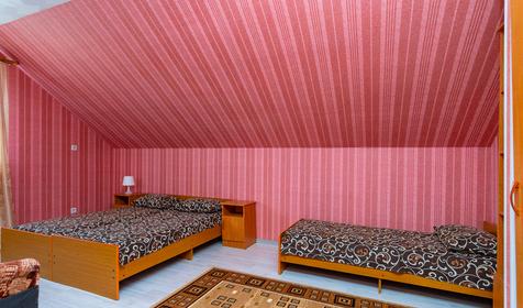 Эконом трехместный. Гостевой дом Альпийская горка, Туапсинский район, п. Небуг