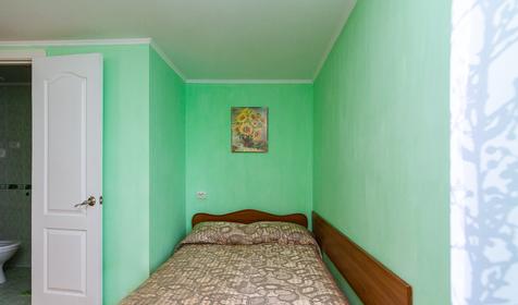 Двухкомнатный четырехместный (вид на море). Гостиница Мальва. Туапсе, Тюменский