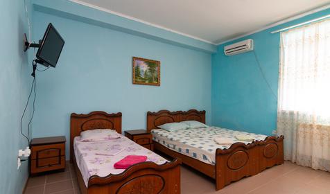 Стандарт четырехместный, 1 этаж. Отель Аркадия, Туапсинский район, п. Джубга