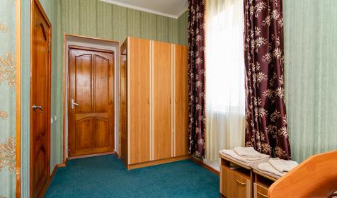 Четырехместный станадрт. Мини-гостиница Парус, Туапсинский район, п. Новомихайловский