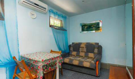 Четырехместный с кухней, 1 этаж. Гостевой комплекс по ул. Черноморская 27, Туапсинский район, п. Ольгинка