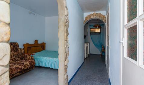 Четырехместный с кухней, 1 этаж. Гостевой комплекс по ул. Черноморская 27, Туапсинский район, п. Ольгинка