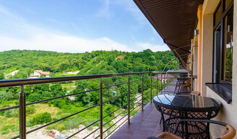 Семейный двухкомнатный пятиместный. Отель Grand Noy (Гранд Ной). Туапсе, Пляхо