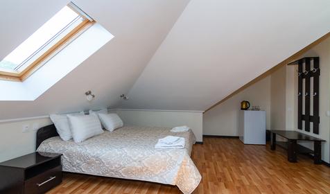 Пятиместный двухкомнатный без балкона (№27). Гостевой дом Адмирал, Туапсе, Небуг