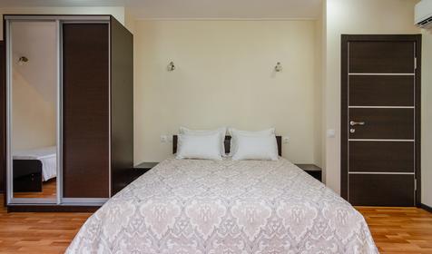 Трехместный с фронтоном (№26). Гостевой дом Адмирал, Туапсе, Небуг