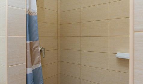 Трехместный с фронтоном (№26). Гостевой дом Адмирал, Туапсе, Небуг