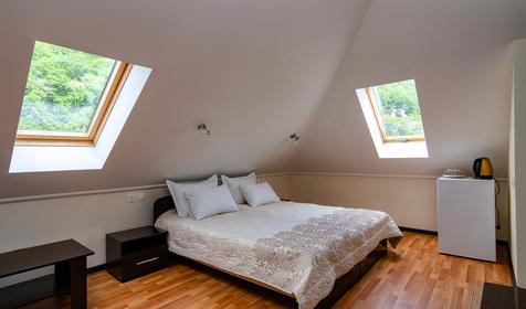 Трехместный без балкона (№29). Гостевой дом Адмирал, Туапсе, Небуг