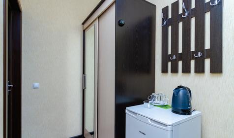 Четырехместный с балконом (№10) с балконом (№10). Гостевой дом Адмирал, Туапсе, Небуг