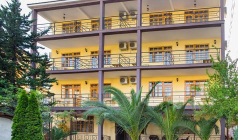 Частная гостиница Бриз-Адлер. Сочи, Адлер