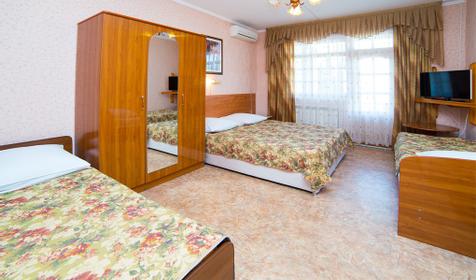 Частная гостиница Бриз-Адлер. Сочи, Адлер