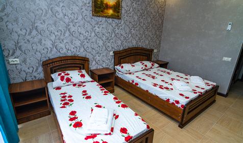 Стандарт трехместный. Гостевой дом Южная рапсодия, Сочи, Лазаревский район, Лоо