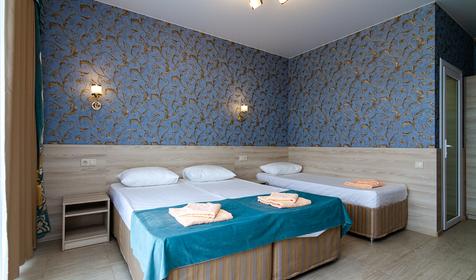 Стандарт четырехместный. Гостевой дом Юлия. Сочи, Лоо