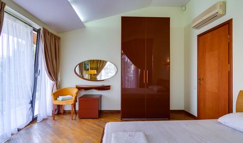 Коттедж пятикомнатный. Коттеджный комплекс Royal Hills. Сочи