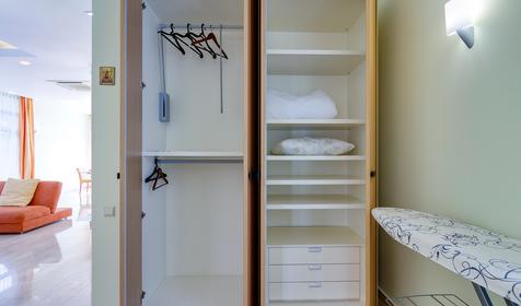 Коттедж пятикомнатный. Коттеджный комплекс Royal Hills. Сочи