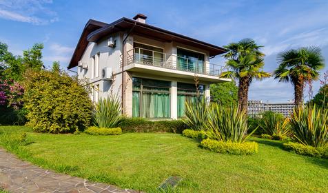 Коттедж трехкомнатный. Коттеджный комплекс Royal Hills. Сочи