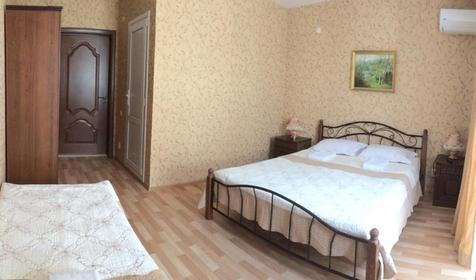 Комфорт трехместный с двумя кроватями