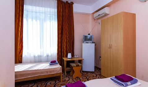Трехместный эконом. Гостевой дом Городок, п. Лазаревское