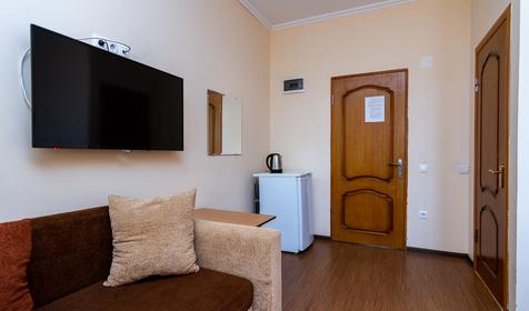 Трехместный комфорт с дополнительным местом. Гостевой дом Мирель, Сочи, Аше