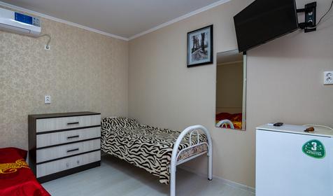 Полулюкс трехместный. Гостевой дом Водолей, Туапсинский район, п. Небуг