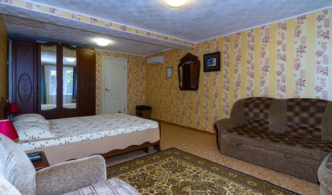 Люкс четырехместный. Гостевой дом Альпийская горка, Туапсинский район, п. Небуг