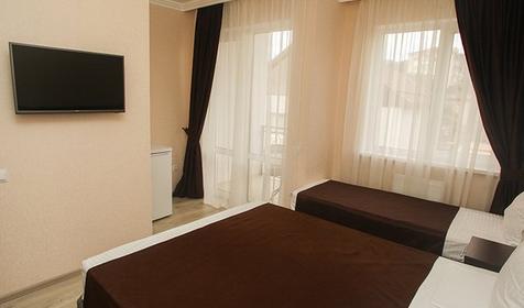 Стандарт трехместный. Гостевой дом Ангелина. Геленджик, Кабардинка