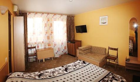 Двухместный с доп.местом, 1 категория. Мини-отель Изумрудный, г. Геленджик, п. Кабардинка