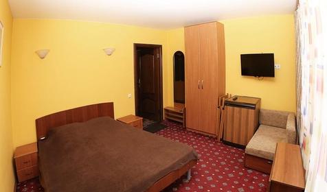 Двухместный с доп.местом, 1 категория. Мини-отель Изумрудный, г. Геленджик, п. Кабардинка