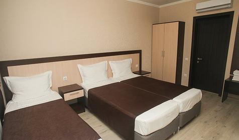 Стандарт четырехместный. Гостевой дом Ангелина. Геленджик, Кабардинка