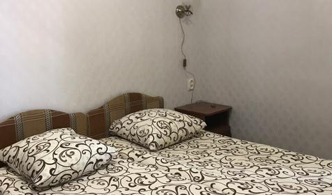 Трехместный