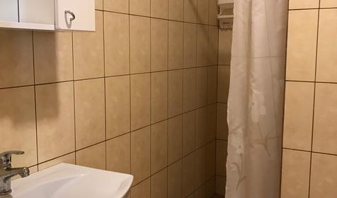 Трехместный