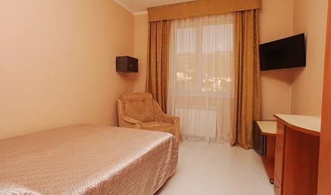 Стандарт двухместный. Гостиница Круиз на Серафимовича. Геленджик