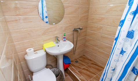 Двухуровневый трехместный