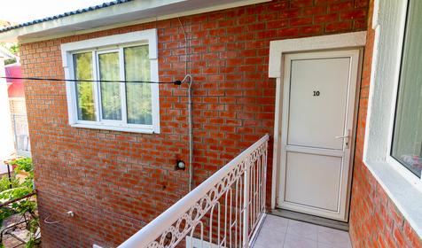 Двухместный с балконом. Гостевой дом Виктория. Геленджик