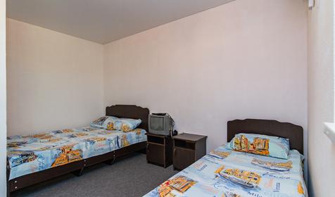 Трехместный с кондиционером. Гостевой дом На Береговой 18. Геленджик, Архипо-Осиповка