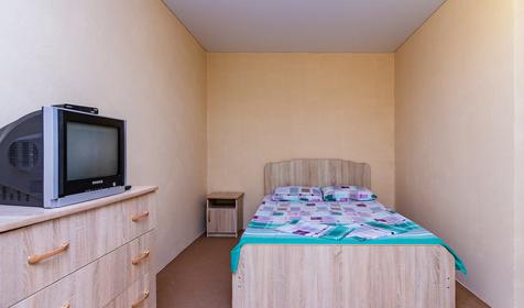 Трехместный с кондиционером. Гостевой дом На Береговой 18. Геленджик, Архипо-Осиповка