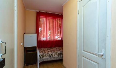 Двухкомнатный трехместный. База отдыха Дружба, г. Геленджик, с. Архипо-Осиповка