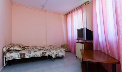 Четырехместный двухъярусный коттедж. База отдыха Дружба, г. Геленджик, с. Архипо-Осиповка