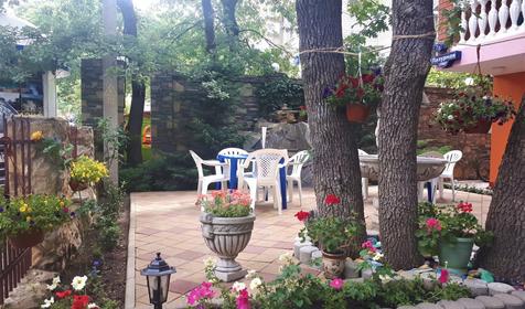 Лазурная 7а