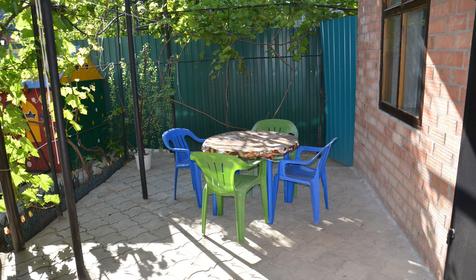 Южный дворик