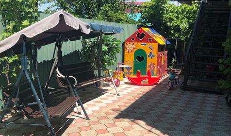 Южный дворик