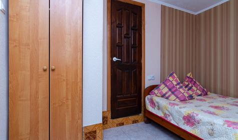 Двухместный с доп.местом, 1 этаж. Гостевой дом Диана, г. Анапа