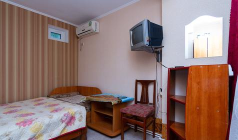 Двухместный с доп.местом, 1 этаж. Гостевой дом Диана, г. Анапа