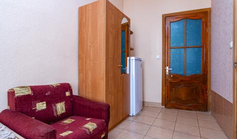 Трехместный с доп.местом, 2 этаж. Гостевой дом Диана, г. Анапа