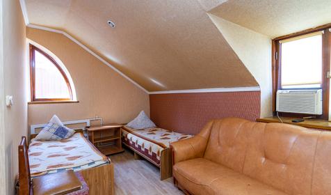 Трехместный, 4 этаж. Гостевой дом Диана, г. Анапа