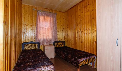 Трех-, четырехместный (со всеми удобствами). База отдыха Русалочка, г. Анапа, ст. Благовещенская