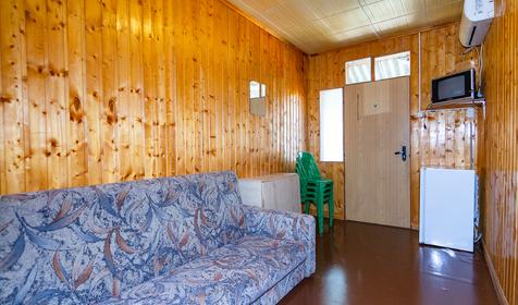 Трех-, четырехместный (со всеми удобствами). База отдыха Русалочка, г. Анапа, ст. Благовещенская