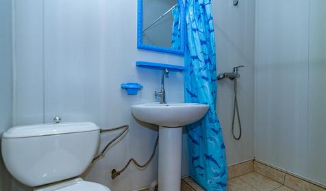 Трех-, четырехместный (со всеми удобствами). База отдыха Русалочка, г. Анапа, ст. Благовещенская